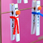 Clothespin-Snowman-Craft-for-Kids