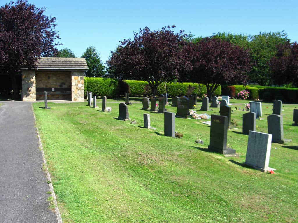 Photo of Sedgefield Cemetery in the summer